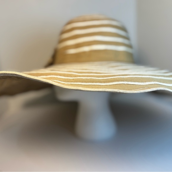 J Callahan Headwear OSFM Wide Brim Sun Beach Hat Tan Cream Stripe Beaded - Picture 4 of 9